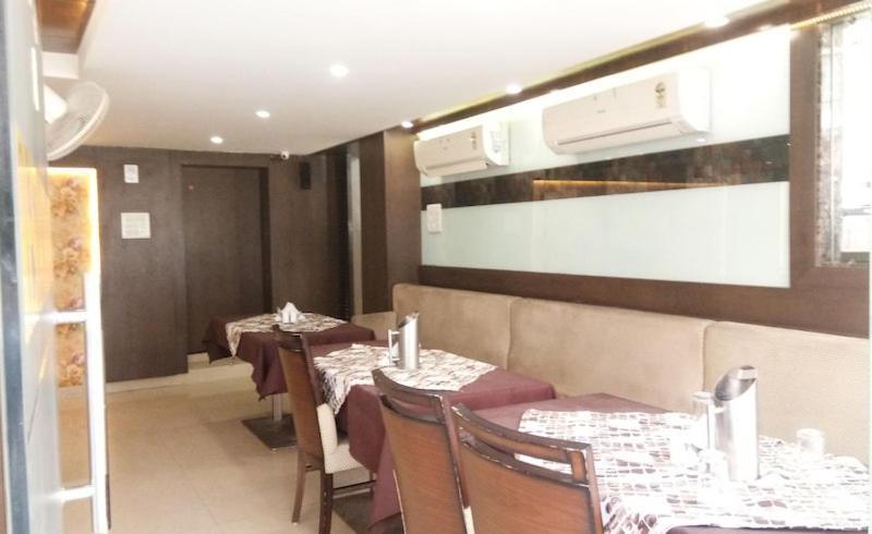Hotel Banjara Бопал Екстериор снимка